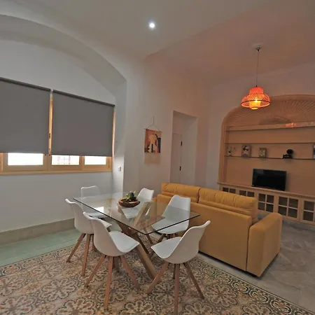 Palacete Centro Duque De Valais * Jerez de la Frontera